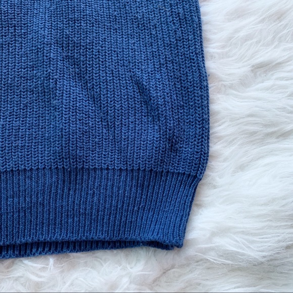 SOLD❣️Vintage Style Oversized Blue Sweater - Picture 4 of 7